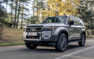 ToyotaLandCruiser10