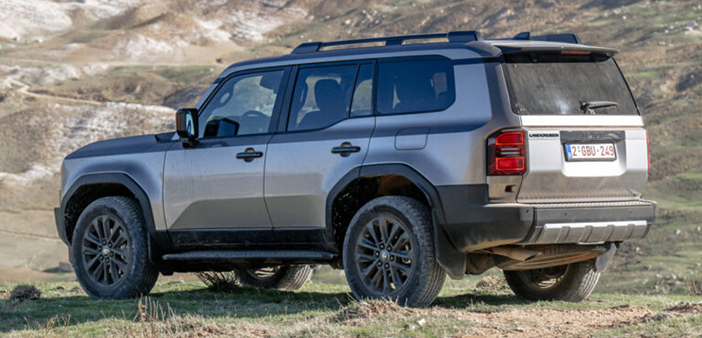 ToyotaLandCruiser16