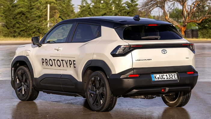ToyotaUrbanCruiserTest13