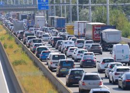 Drukte op de Europese wegen door vakanties: Vertrek niet te vroeg