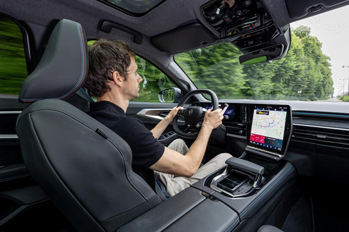 RenaultAustralSymbioz7b