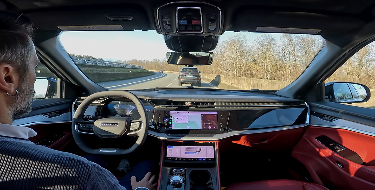 Stellantis stopt met de ontwikkeling van zelfstandig rijdende auto’s StellantisAutodrive