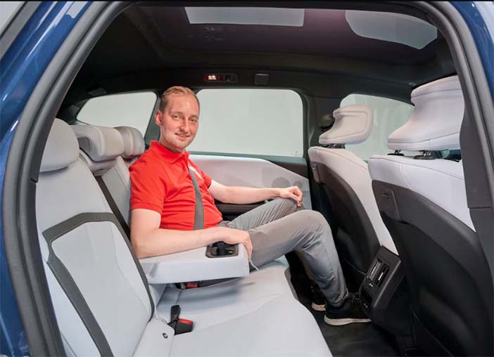 BMWiX3nieuw2