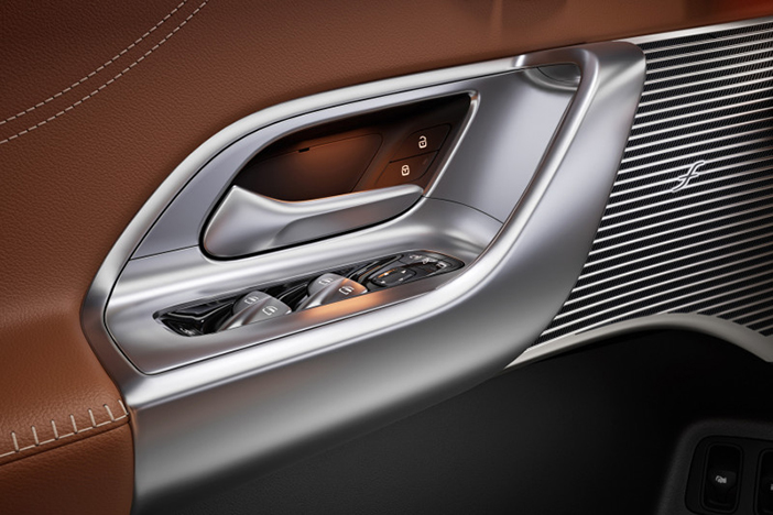 MercedesBenzGLCinterieur5