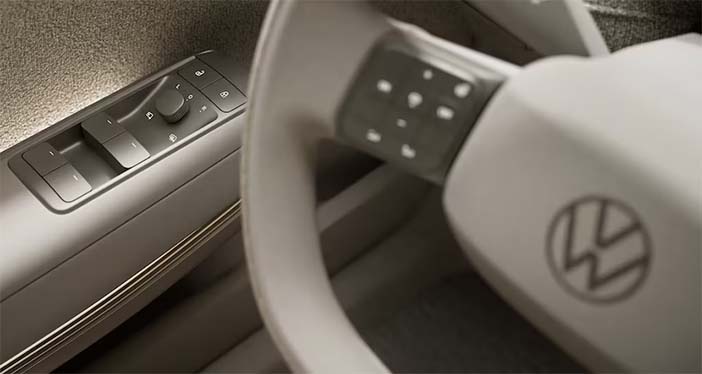 VolkswagenIDcrossConceptLive4